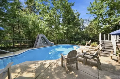 3N956 Walt Whitman Road St. Charles IL 60175