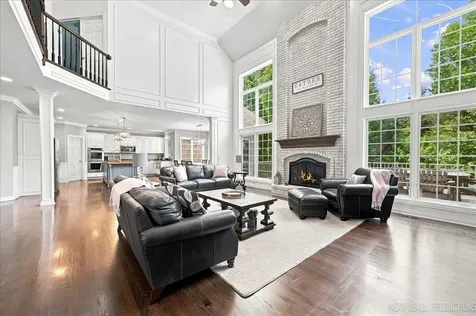 3N956 Walt Whitman Road St. Charles IL 60175