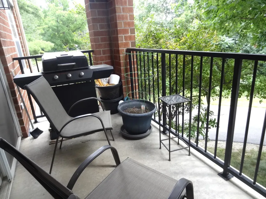 0S099 Lee Court Winfield IL 60190