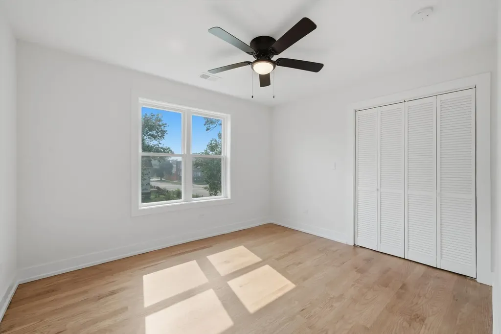 638 East 65th Street Chicago IL 60637