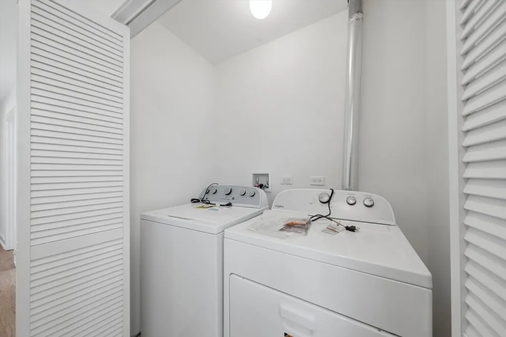 638 East 65th Street Chicago IL 60637