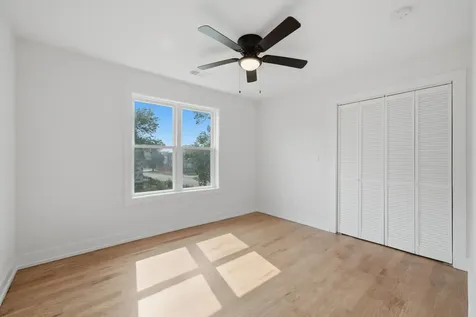 638 East 65th Street Chicago IL 60637