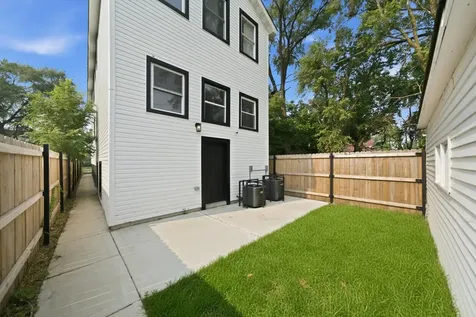 638 East 65th Street Chicago IL 60637
