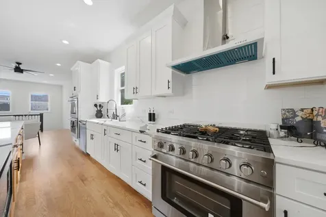 638 East 65th Street Chicago IL 60637