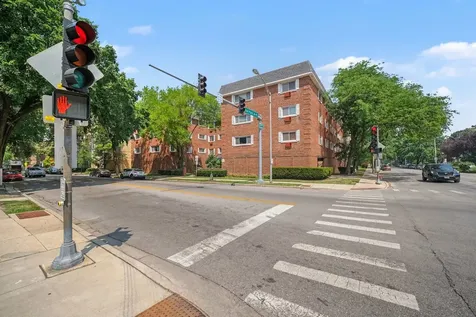 800 Washington Boulevard Oak Park IL 60302