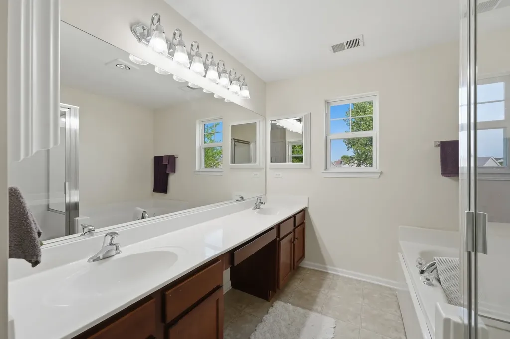 1192 Natalie Court Antioch IL 60002
