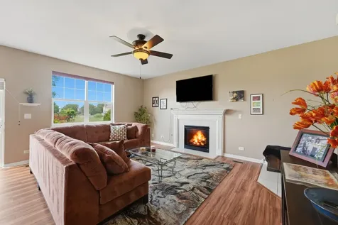 1192 Natalie Court Antioch IL 60002
