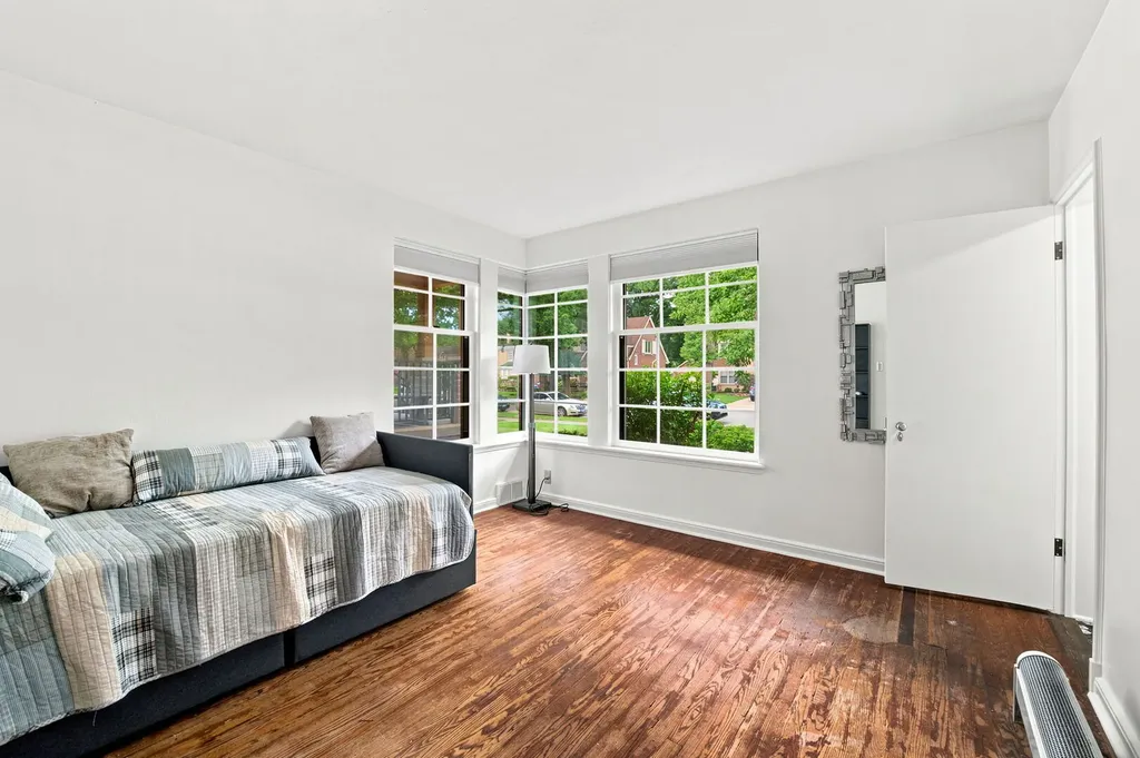 10403 South Talman Avenue Chicago IL 60655