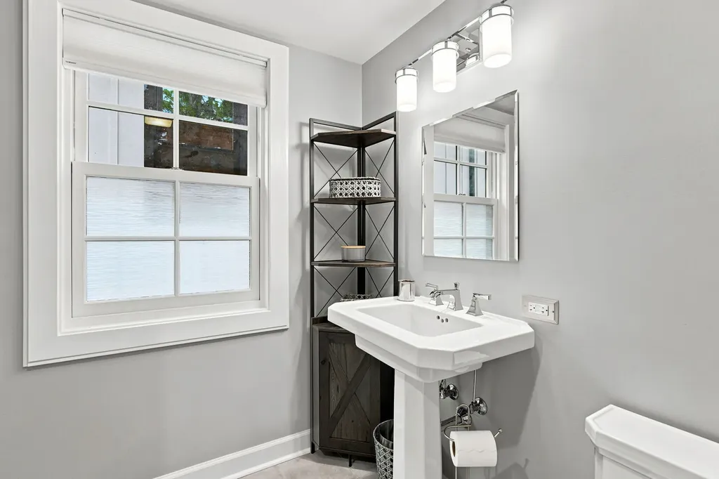 10403 South Talman Avenue Chicago IL 60655
