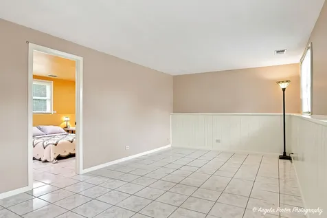15 Old Mill Grove Road Lake Zurich IL 60047