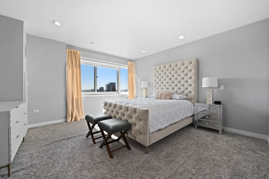 737 West Washington Boulevard Chicago IL 60661