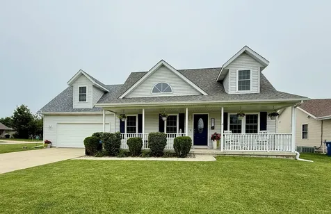 602 Suzanne Avenue Bradley IL 60915