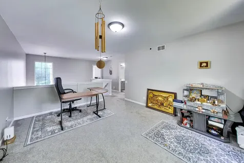 76 Cambridge Avenue Streamwood IL 60107