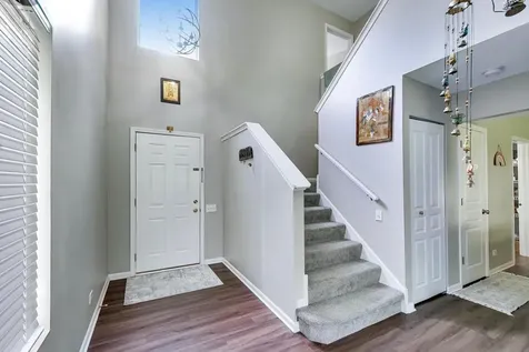 76 Cambridge Avenue Streamwood IL 60107