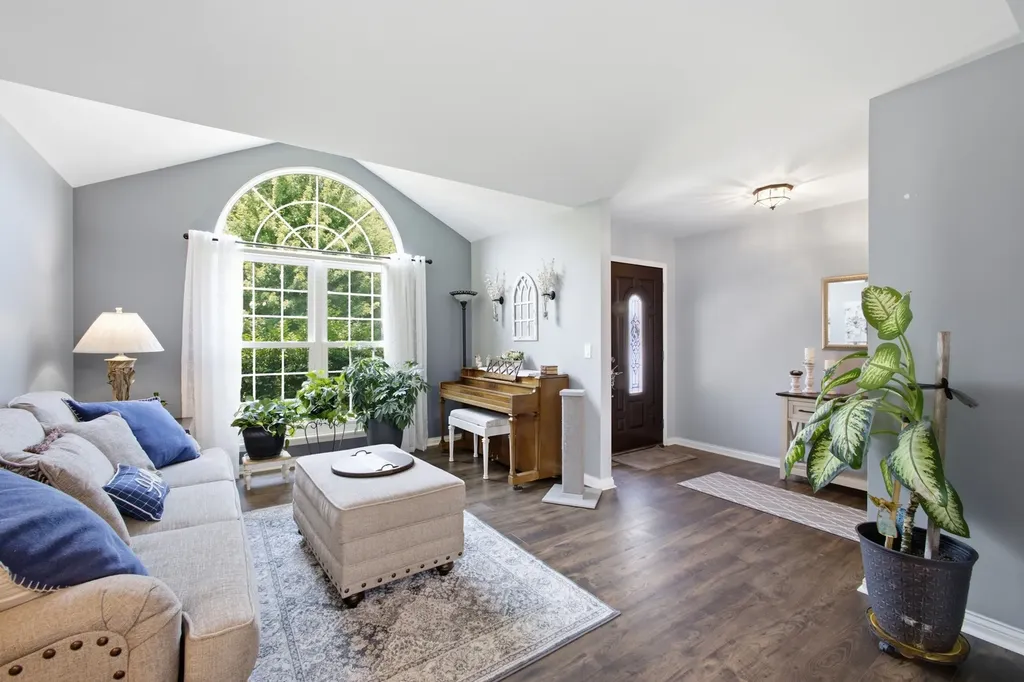 1904 Maple Glen Drive Plainfield IL 60586