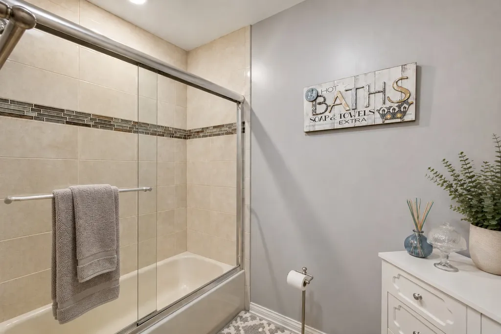 1904 Maple Glen Drive Plainfield IL 60586