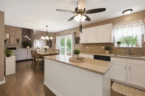 1904 Maple Glen Drive Plainfield IL 60586