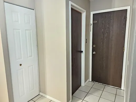 11 Crestview Lane Vernon Hills IL 60061