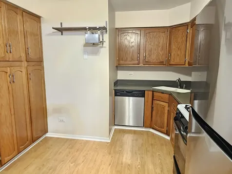 11 Crestview Lane Vernon Hills IL 60061