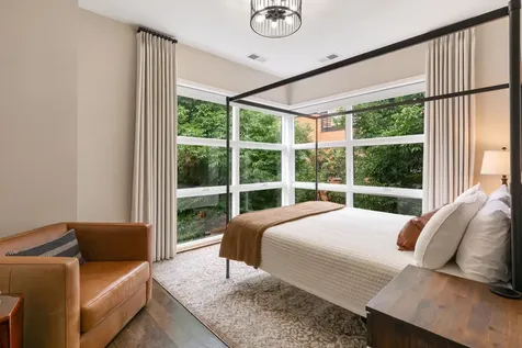 2024 West Willow Street Chicago IL 60647