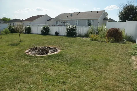 1573 Stefanie Lane Bourbonnais IL 60914