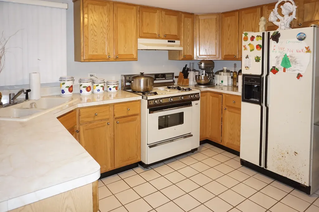 3318 North Page Avenue Chicago IL 60634