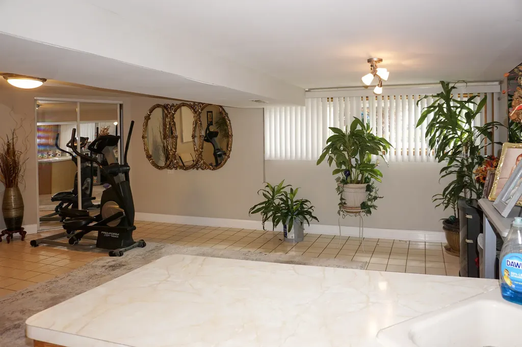 3318 North Page Avenue Chicago IL 60634
