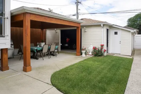 3318 North Page Avenue Chicago IL 60634