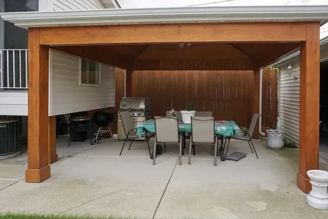 3318 North Page Avenue Chicago IL 60634