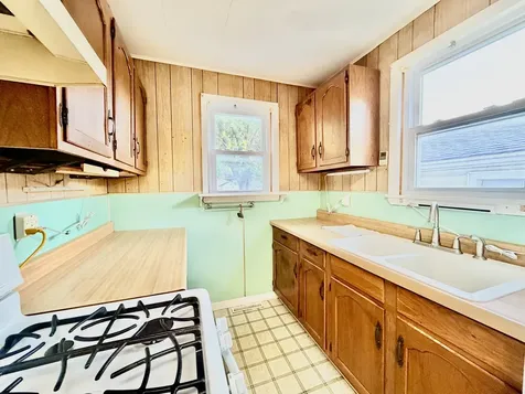 203 East Grant Street Streator IL 61364