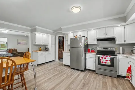 1001 East Richardson Street Farmer City IL 61842