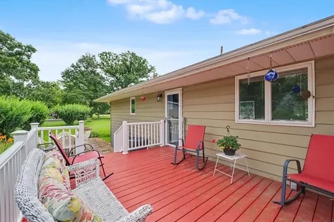 1001 East Richardson Street Farmer City IL 61842