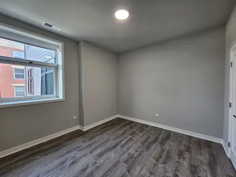 2807 South Halsted Street Chicago IL 60608