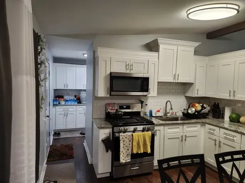 125 Egan Court Streamwood IL 60107