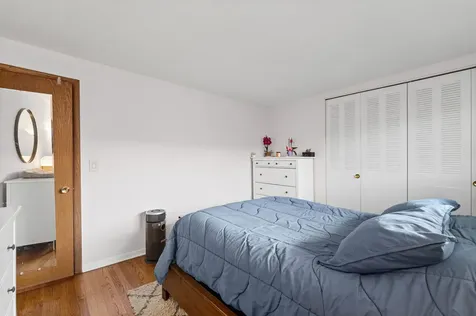 6811 North Olmsted Avenue Chicago IL 60631