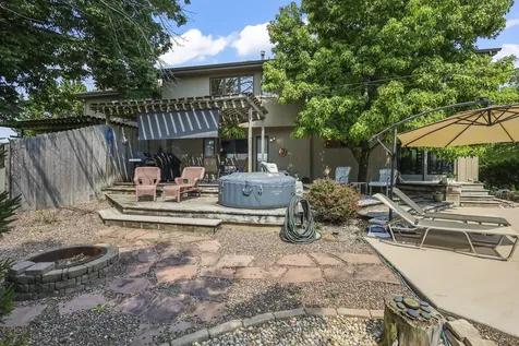 727 S Raven Road Shorewood IL 60404