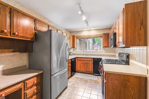 727 S Raven Road Shorewood IL 60404
