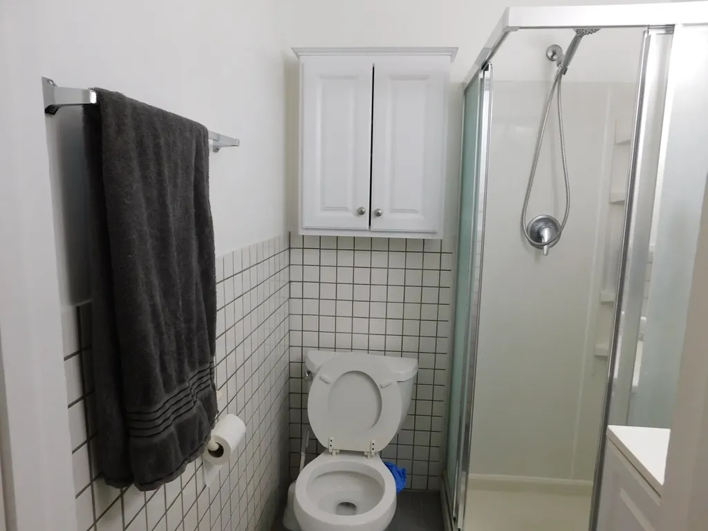 2329 West Mclean Avenue Chicago IL 60647