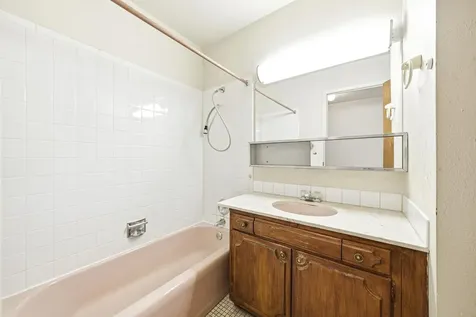 333 Beau Drive Des Plaines IL 60016