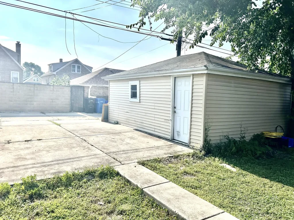5436 South Millard Avenue Chicago IL 60632