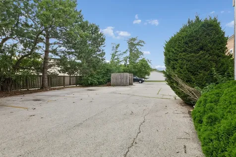 4241 Lindenwood Drive Matteson IL 60443