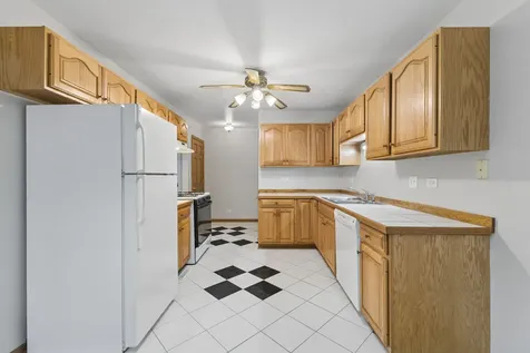 4241 Lindenwood Drive Matteson IL 60443