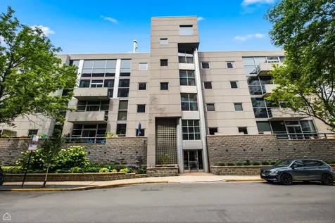 939 West Huron Street Chicago IL 60642
