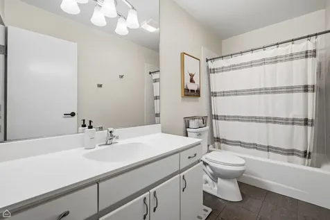 939 West Huron Street Chicago IL 60642