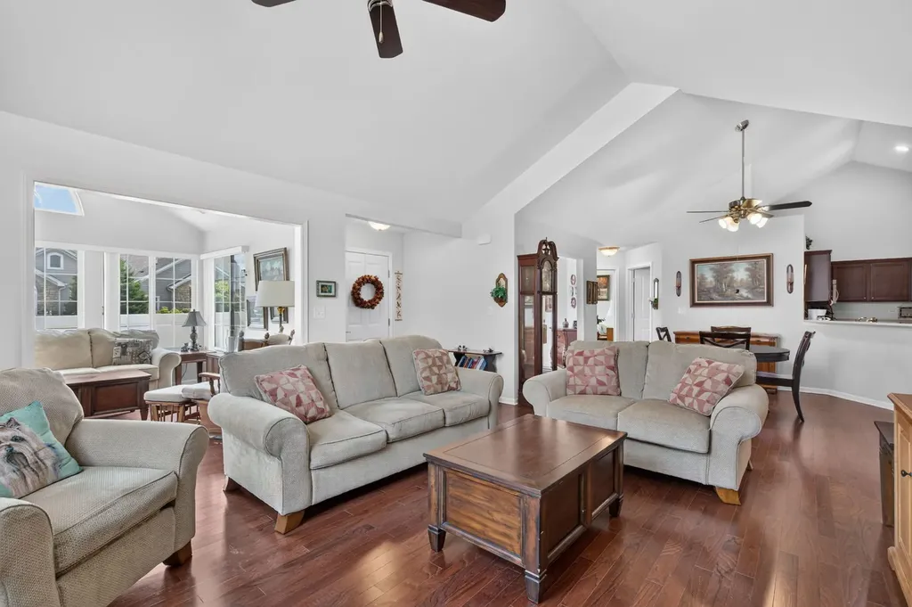 16625 South Fox Run Circle Plainfield IL 60586