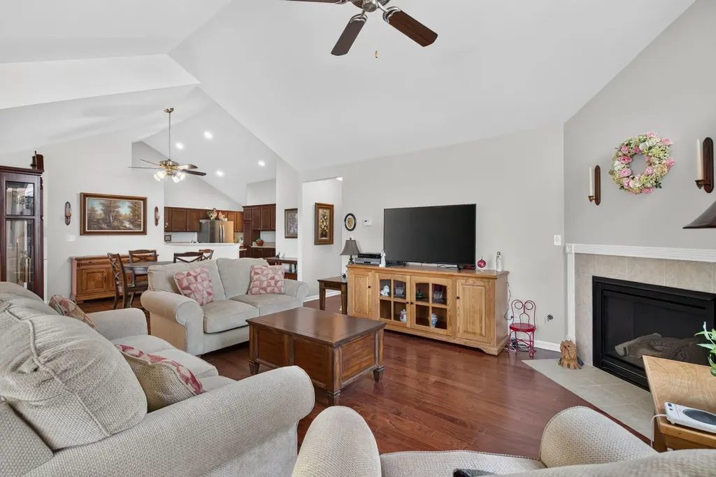 16625 South Fox Run Circle Plainfield IL 60586