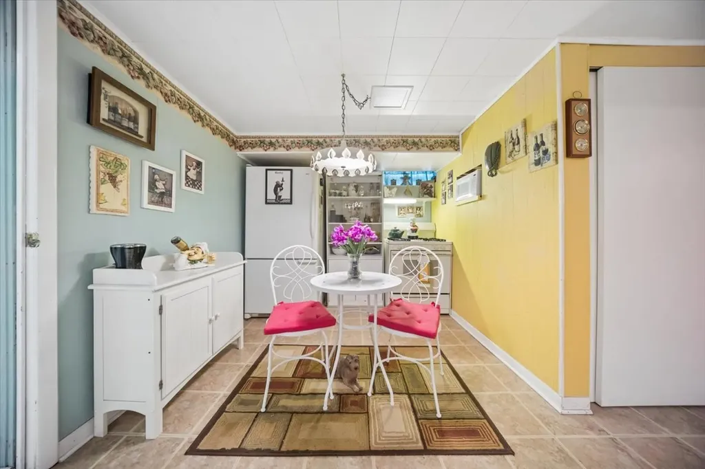 8231 West Berwyn Avenue Chicago IL 60656