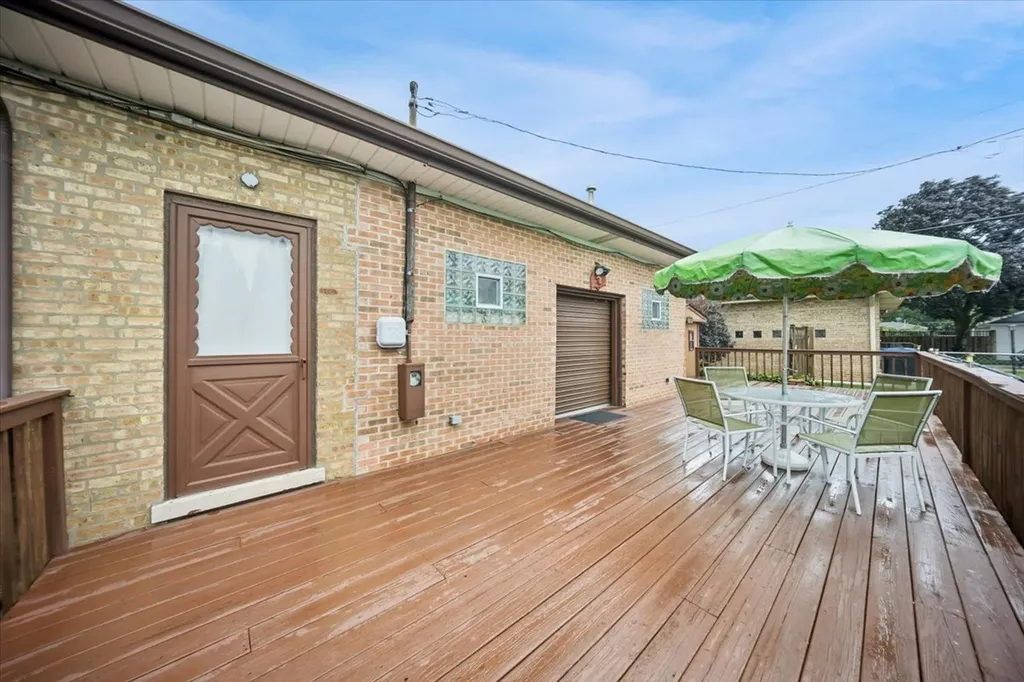 8231 West Berwyn Avenue Chicago IL 60656