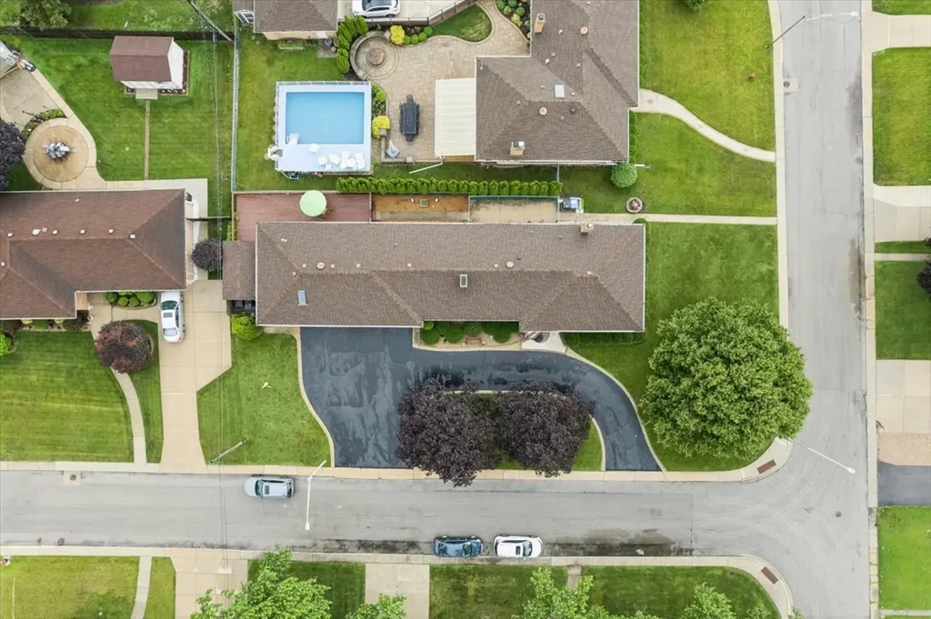 8231 West Berwyn Avenue Chicago IL 60656