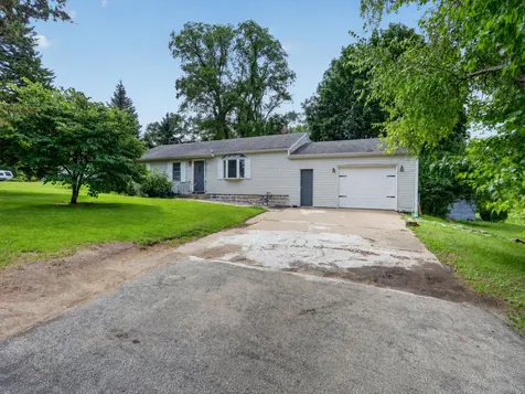 2427 Windsor Road Loves Park IL 61111